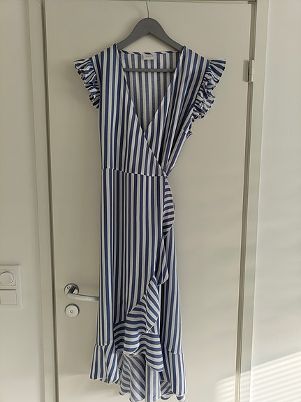 Product image 1 of 7