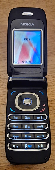 Nokia 6060 - toimiva klassinen läppäpuhelin