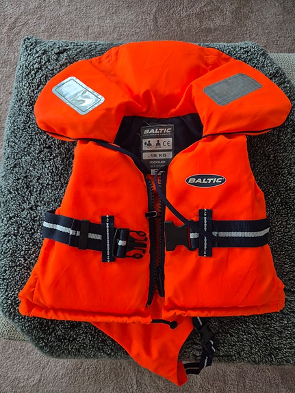 Baltic lasten pelastusliivi, - 15 kg oranssi