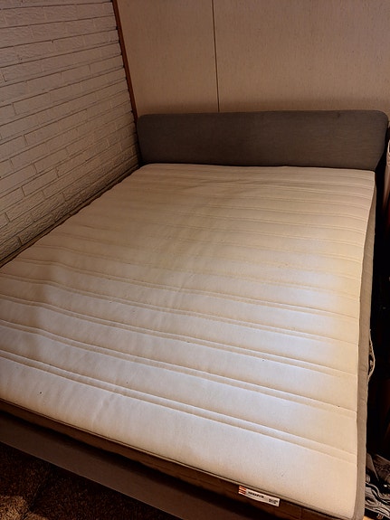 IKEA sängyn runko 160 cm