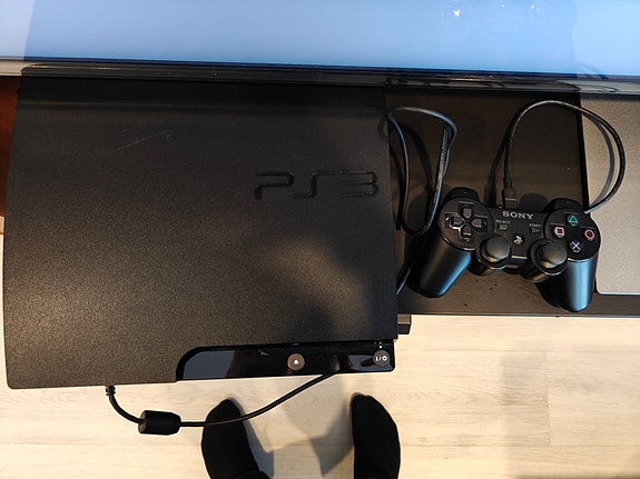 Myydään ps3 paketti