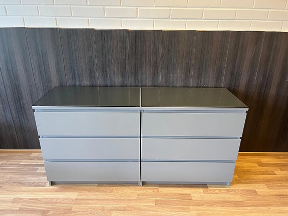 IKEA MALM Lipasto Lasileveyllä, 3 laatikkoa, harmaa, 2 kpl