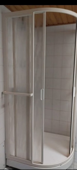 Suihkukaappi