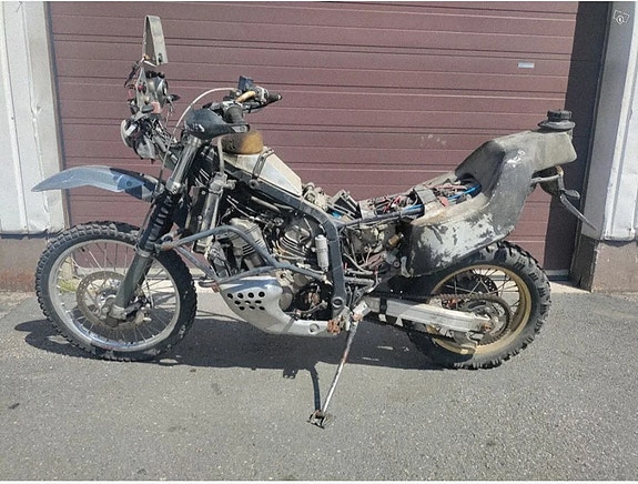 Honda XRV AFRICA TWIN Purkuosat