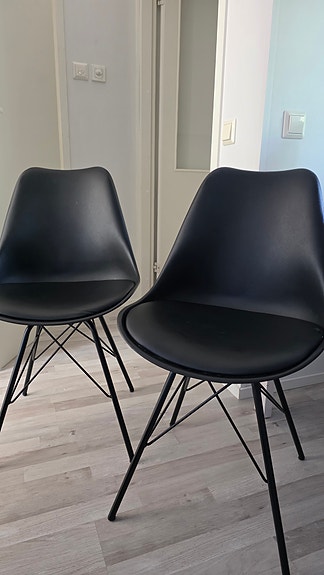 6 ruokapöydän tuolia