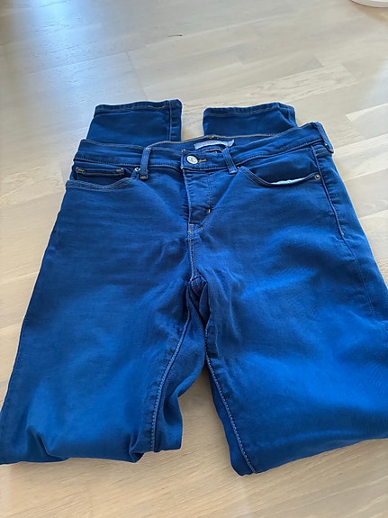Leviksen 312 Shaping Slim farkut