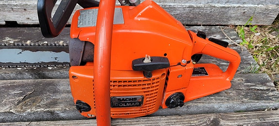 Sachs-Dolmar 111 moottorisaha.
