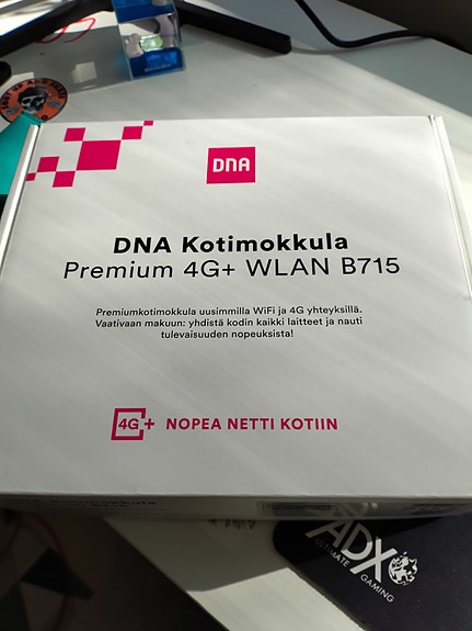 DNA Kotimokkula Premium 4G+ WLAN B715 modeemi