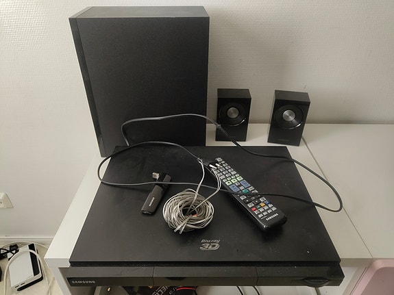 Samsung blu-ray 3d 2.1 systeemi