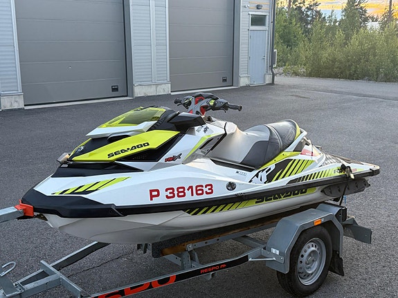 Sea-Doo RXP 300