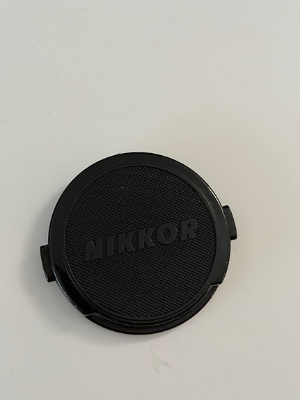 Nikon / Nikkor 52mm objektiivin etusuojus (70-/80-luku)