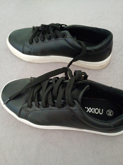 juonirien kengät koko 39