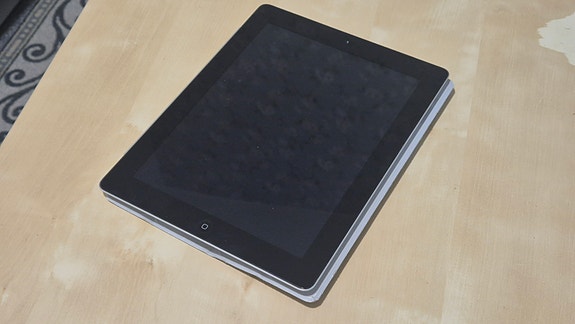 Apple iPad2 tabletti 64 GB korjattavaksi