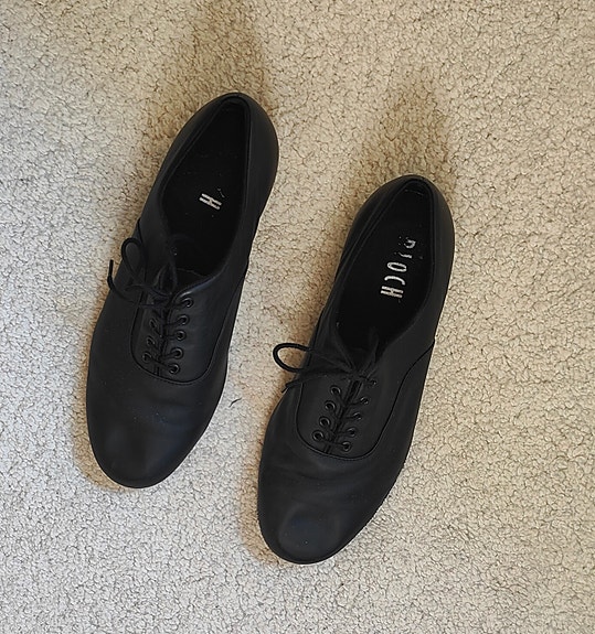 Miesten/Unisex tanssikengät (sisämitta 26cm)