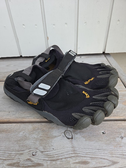 Vibram FiveFingers, koko 42