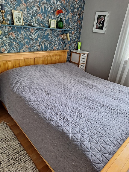 Päiväpeitto parisänkyyn