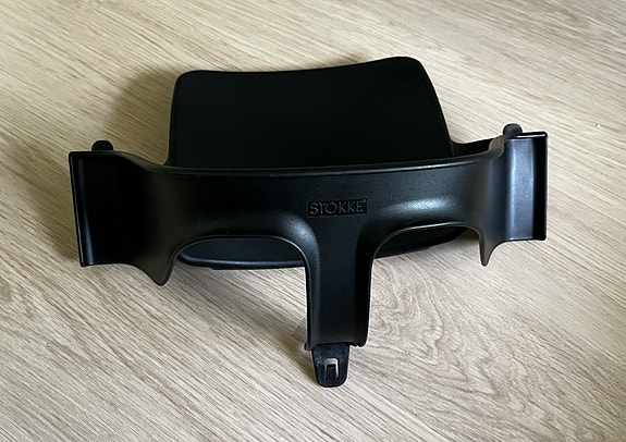 Stokke Tripp Trapp syöttötuolin istuinosa ja selkänoja (musta)/ Hyvässä kunnossa