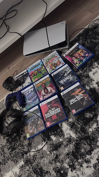 Sony PlayStation 5 konsoli