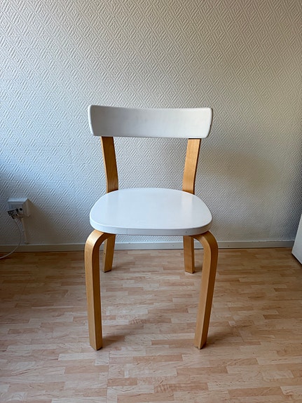 Artek 69 tuoleja