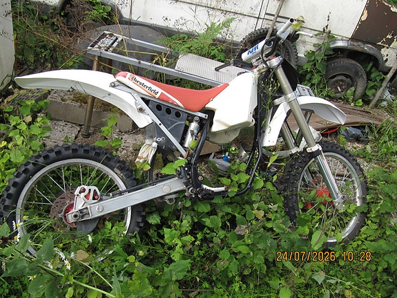 KTM 250 rullaava runko