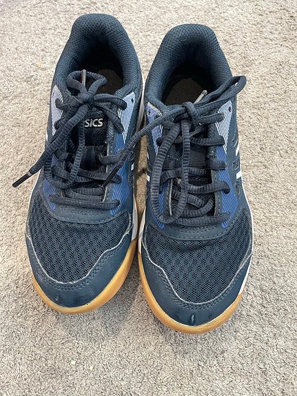Asics sisäpelikengät 33