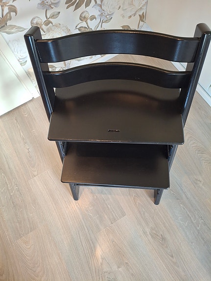Stokke Tripp trapp syöttötuoli
