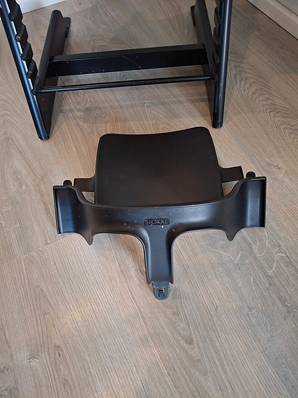 Stokke Tripp trapp syöttötuoliin musta baby set