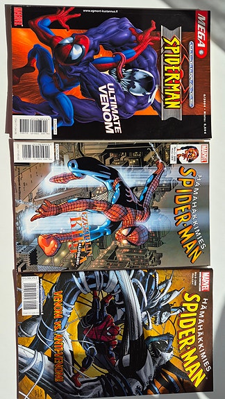 Mega Spider-Man Ultimate Venom 6/2004 ja kaksi muuta Spider-Man sarjakuvalehteä