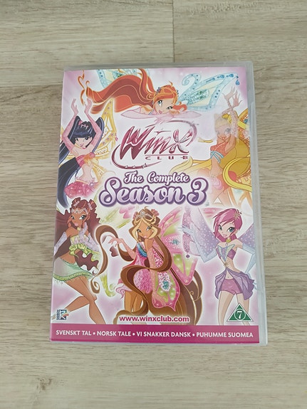 Winx dvd kausi 3 puhumme suomea hyväkunto