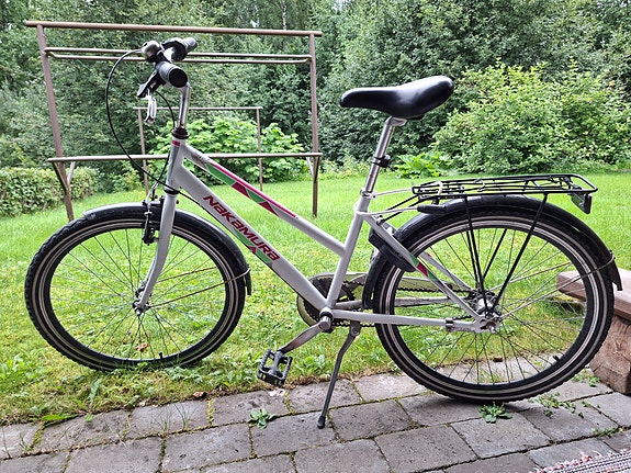 Lasten 3-vaihteinen 24" polkupyörä