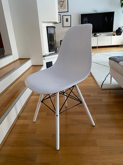 4kpl valkoiset tuolit