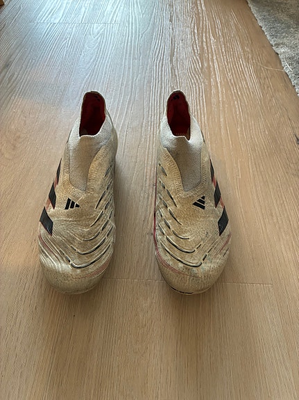 Adidas Predator Elite Laceless AG, jalkapallokengät, koko 40
