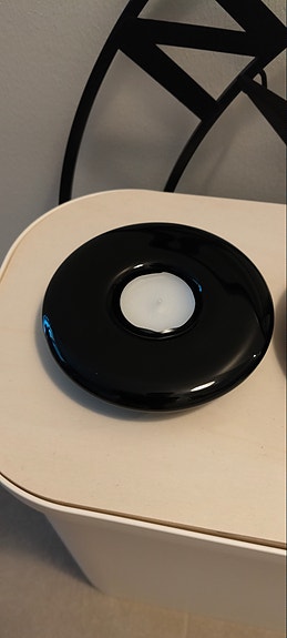 Iittala musta nappi tuikku