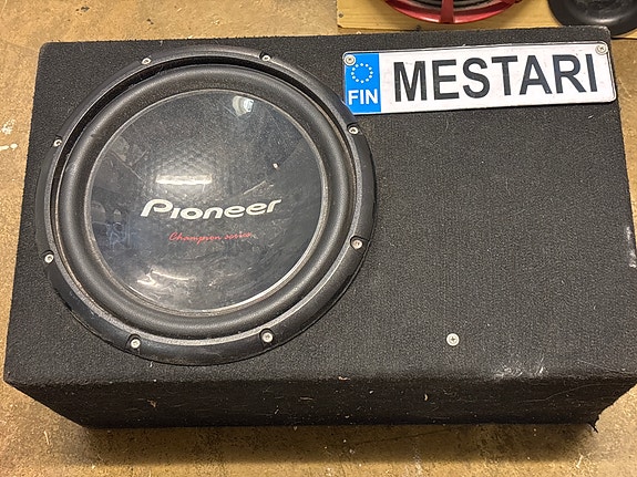 Pioneer subbari
