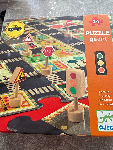 Lasten lautapelien ja palapelien paketti
