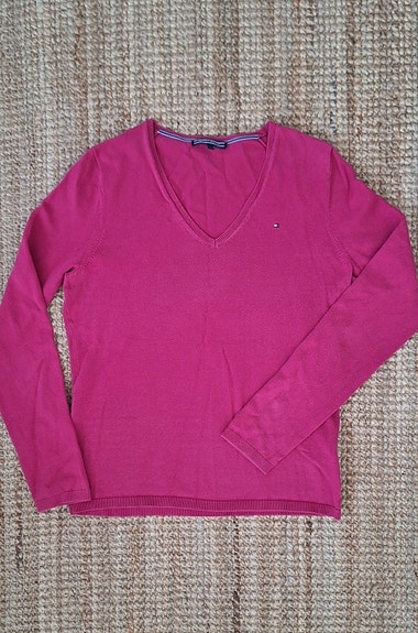 Tommy Hilfiger tyköistuva, joustava, pinkki neule