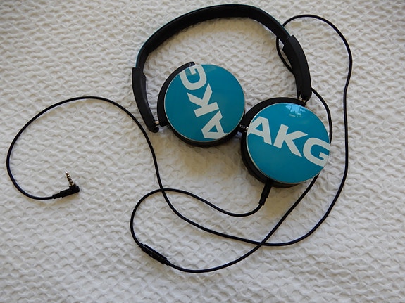 AKG Y50 Kuulokkeet