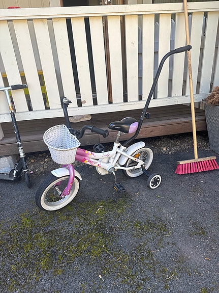Lasten polkupyörä 12