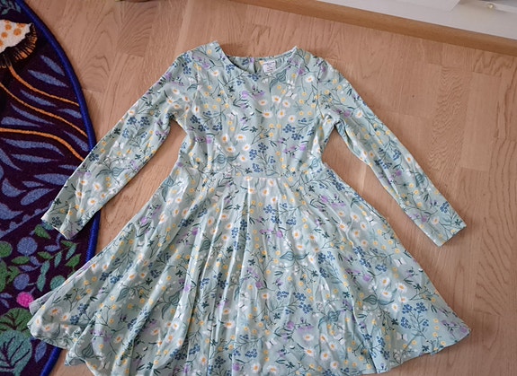 Polarn O. Pyret mekko 134