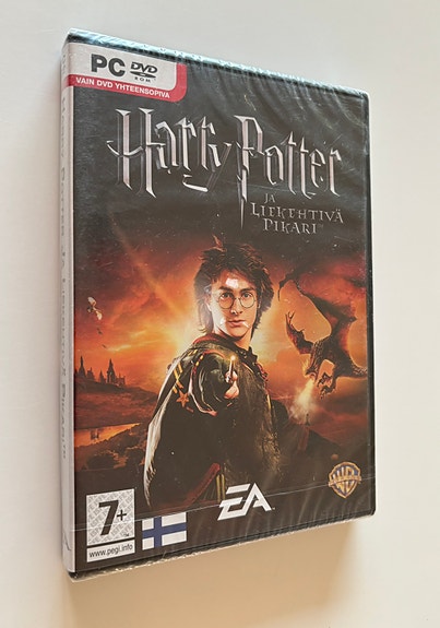 Harry Potter ja Liekehtivä pikari PC-peli (muoveissa)