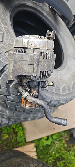 Jeep XJ 2.5 vw laturi 12V