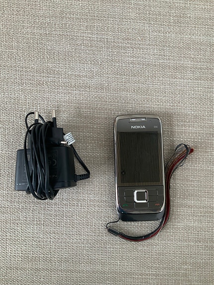 Nokia E66