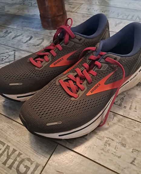 Brooks juoksukengät koko 41 harmaa/punainen