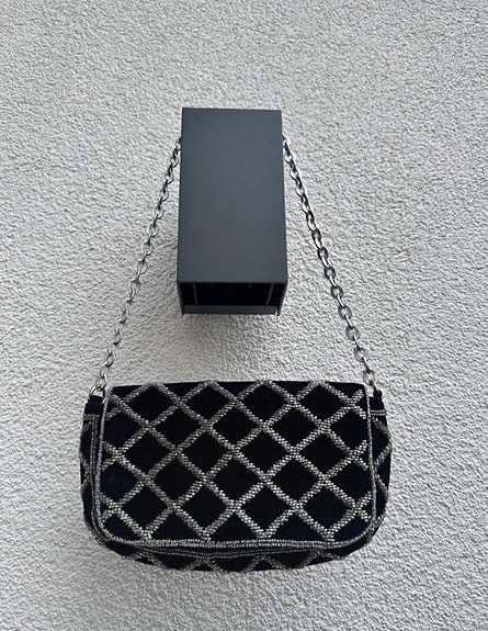 H&M musta juhlava käsilaukku