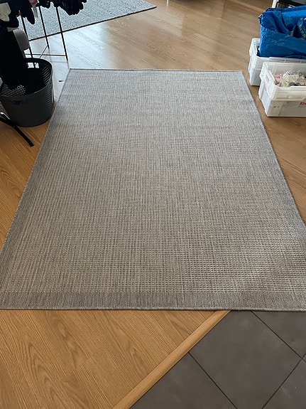 Jysmä matto vaaleanharmaa 160 x 230cm