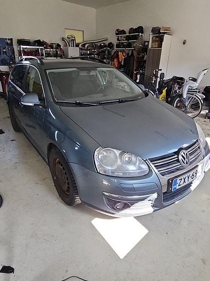 Vw golf mk5 V 2.0 tdi 2008
