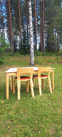 Lasten pöytäryhmä Artek 65