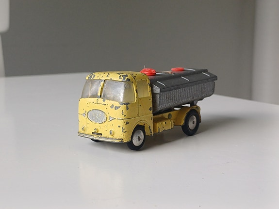 ERF 64G Neville Cement Tipper Corgi Toys