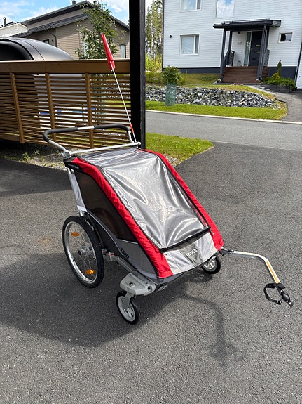 Thule Chariot Cougar 2 pyöräkärry