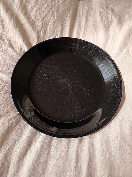 Musta 17,5cm Teema-lautanen